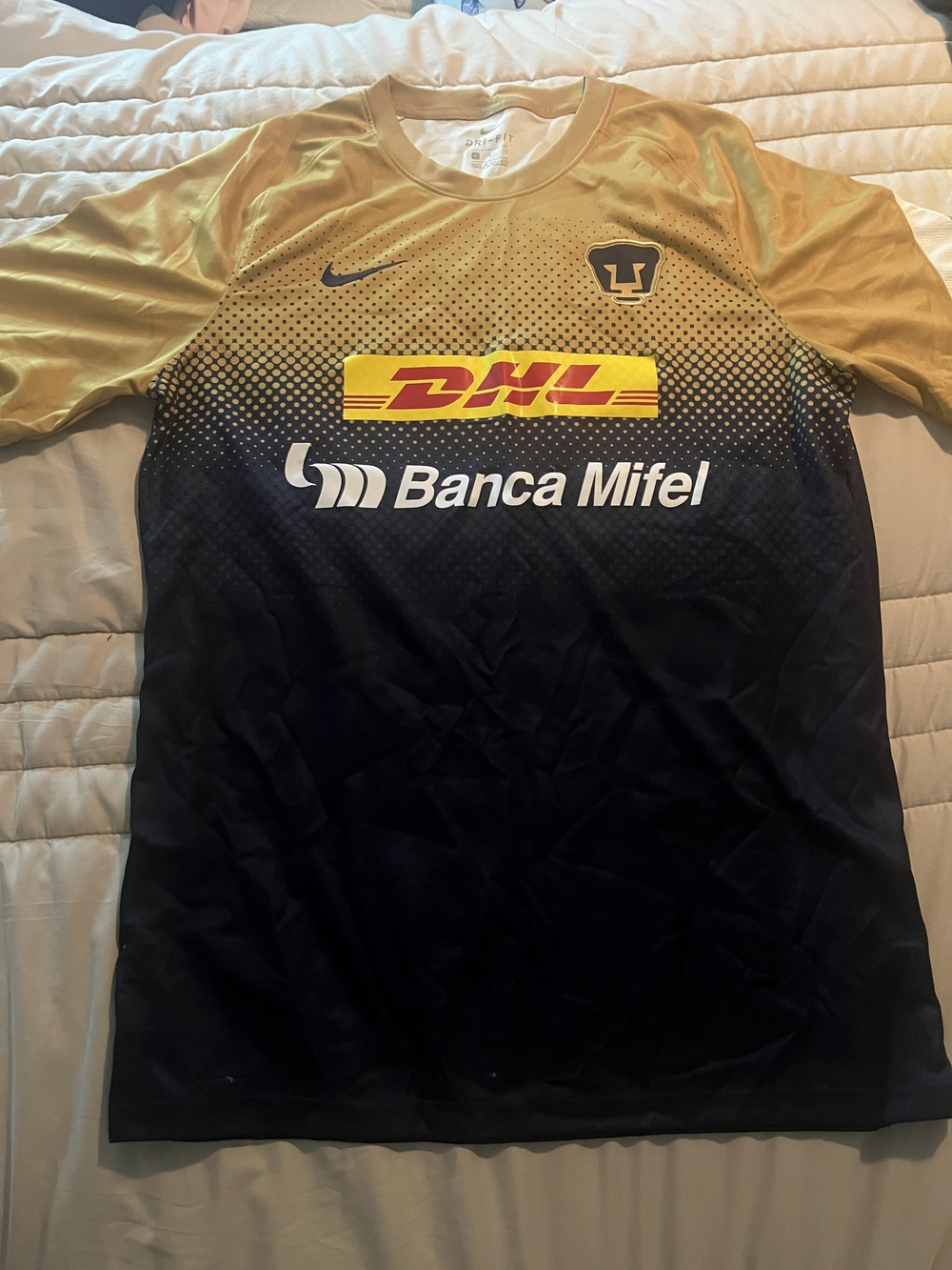 Nike Pumas UNAM Gold and Navy Sponsor Jersey Mens Size Large